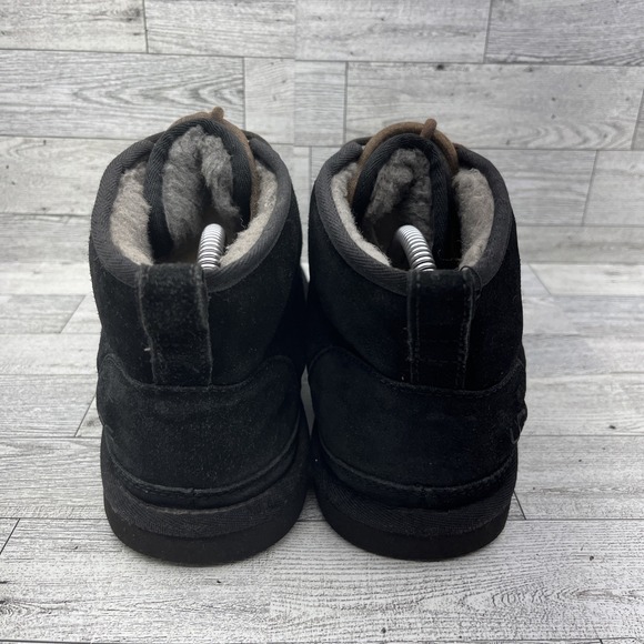 UGG Neumel Black Suede Shearling‎ Lace Up Chukka Boots Men Size 9